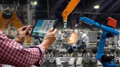 Bild Produktionsbereich mit Dashboardansichten